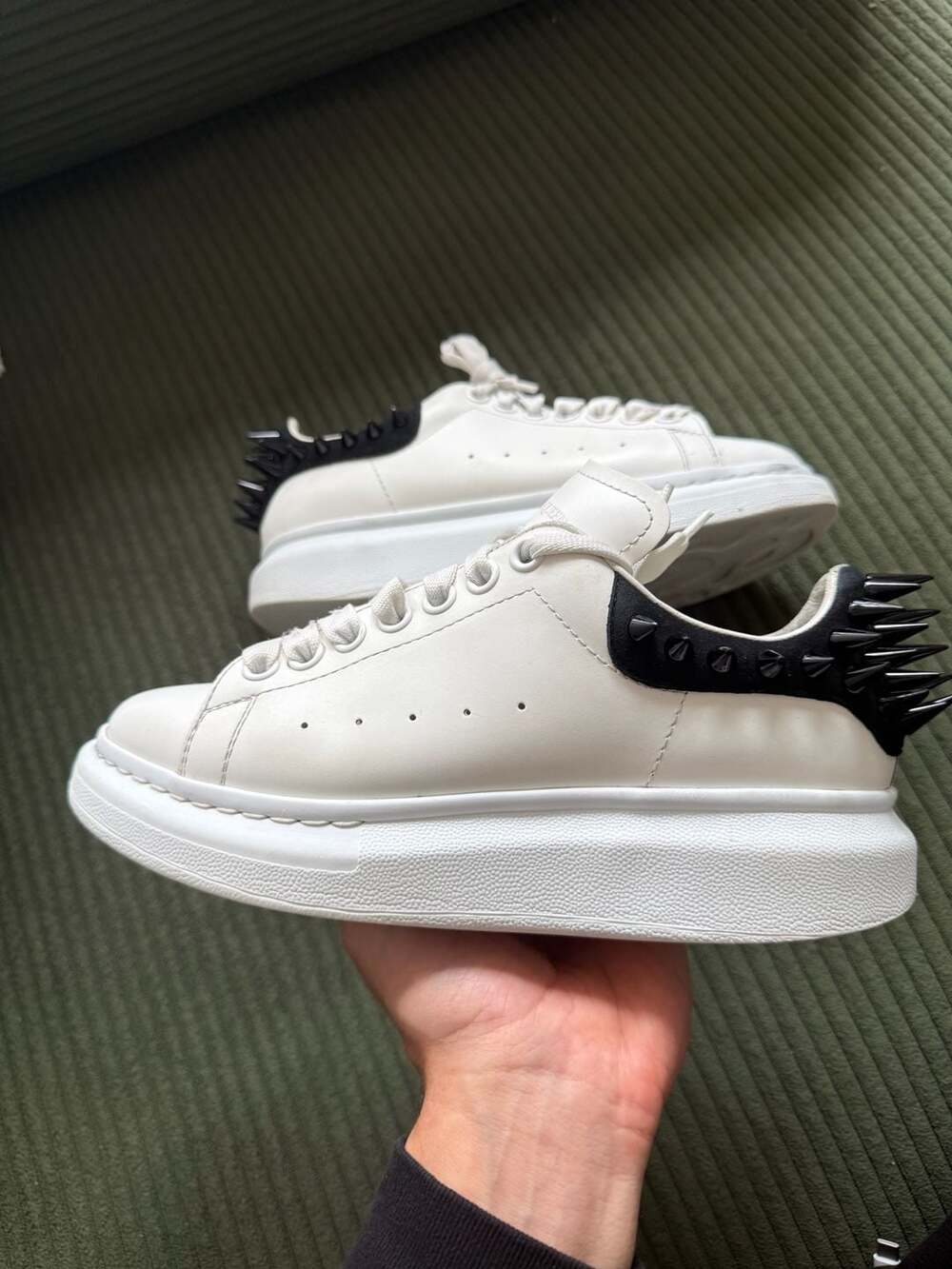 Alexander McQueen White Black Spike Oversized Sneaker 37 D